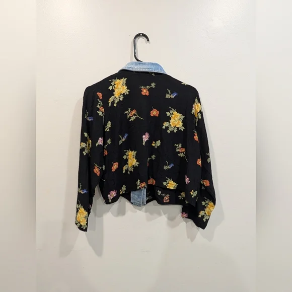 Vintage 90s Floral Rayon Blouse Denim Trim M - Picture 5 of 9